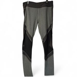 EUC Vogo Athletica Women's L Ankle Leggings Gray Black‎ Stretch Workout Yoga ✨